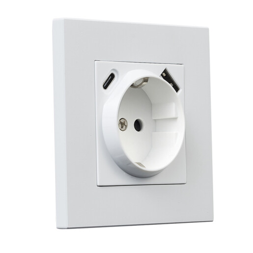 Gniazdo kwadratowe metalowe schuko + USB  + TypeC biały mat  Gniazdo kwadratowe metalowe schuko + USB  + TypeC biały mat